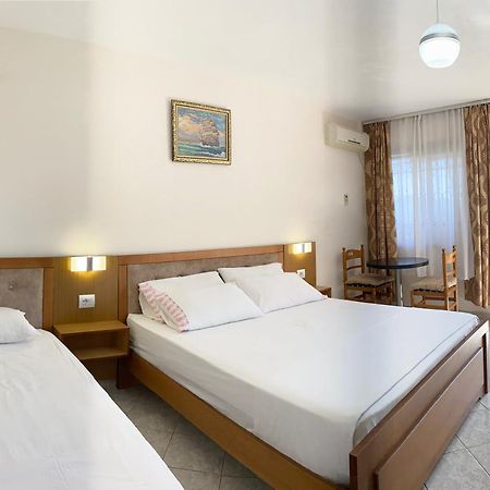 Vila Yasmin 38 Saranda Kültér fotó