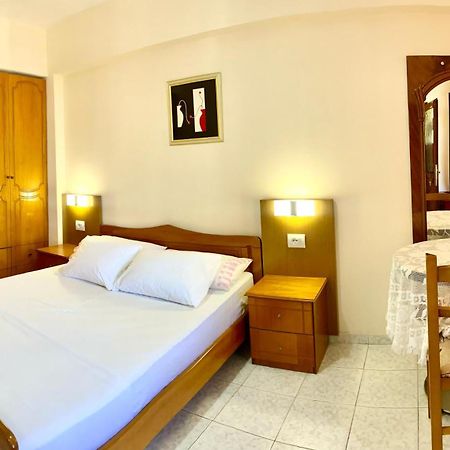 Vila Yasmin 38 Saranda Kültér fotó